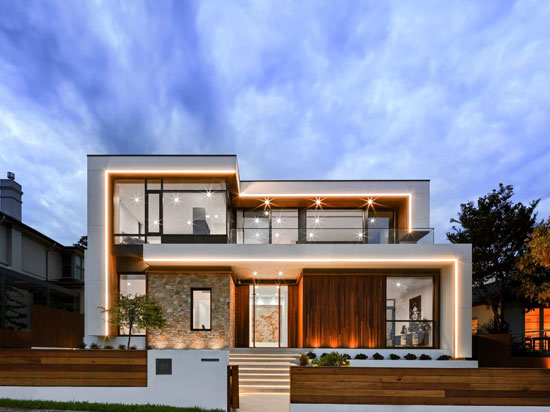 GREENWICH HOUSE: Ultra Modern magnificent residence